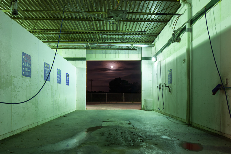 Illustration for article titled These Photos Show the Lonely Interiors of Empty Car Washes